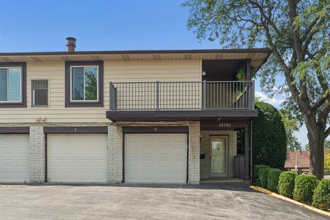 Tiny photo for 15701 Orlan Brook Drive #5, Orland Park, IL 60462 (MLS # 12734334)