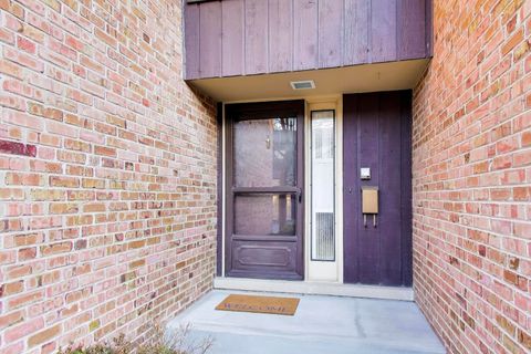 Tiny photo for 1836 Wildberry Drive #B, Glenview, IL 60025 (MLS # 12574760)