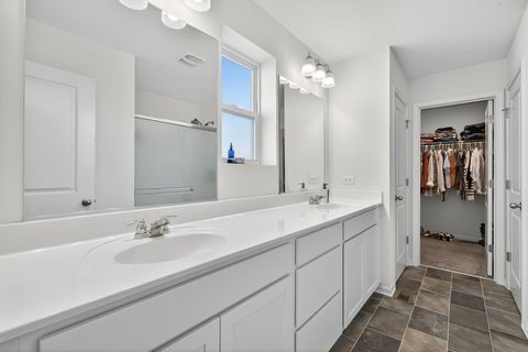 Tiny photo for 1308 Bayberry Circle, Pingree Grove, IL 60140 (MLS # 12506697)