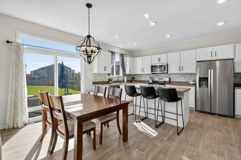 Tiny photo for 1308 Bayberry Circle, Pingree Grove, IL 60140 (MLS # 12506697)