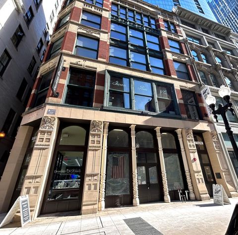 17 S Wabash Avenue Chicago IL 60603