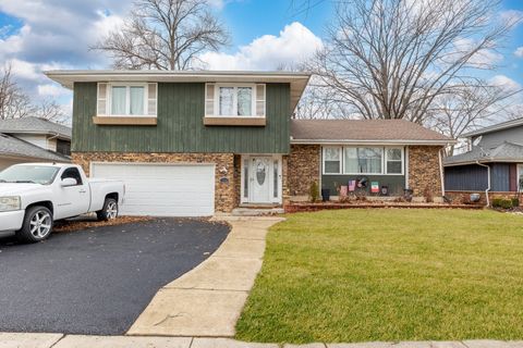 Photo of 17742 Larkspur Lane, Homewood, IL 60430 (MLS # 12554538)