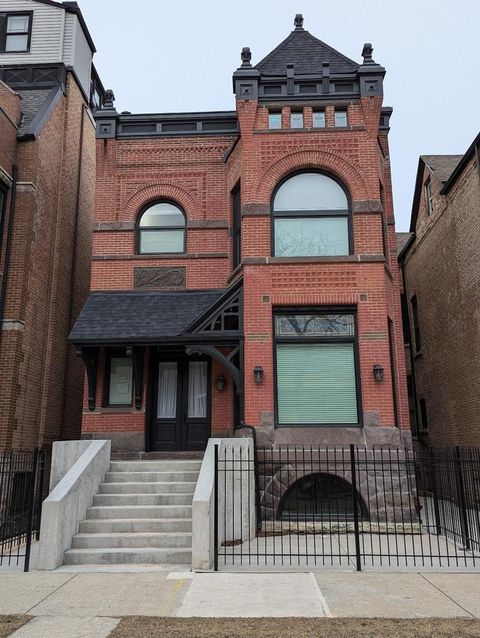 2150 W Monroe Street Chicago IL 60612