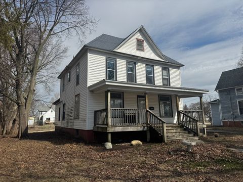 Tiny photo for 245 E Orleans Street E, Paxton, IL 60957 (MLS # 12589220)