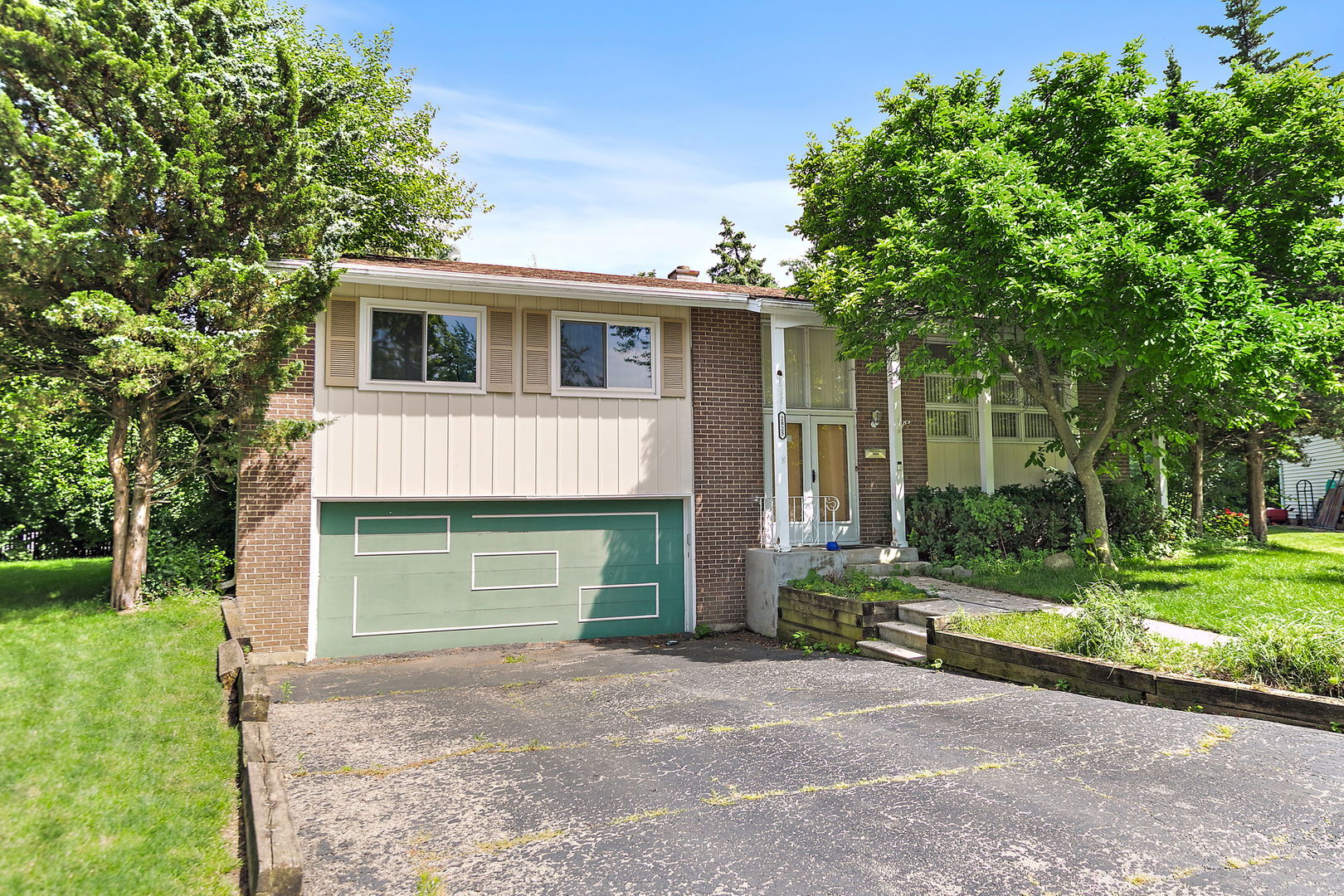 2825 Grissom Court