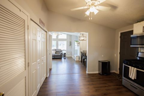 Tiny photo for 1575 S 5th Avenue, Kankakee, IL 60901 (MLS # 12433941)
