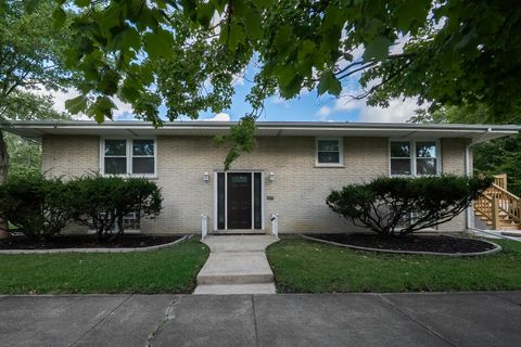 Photo of 3045 Peoria Street, Steger, IL 60475 (MLS # 12486155) Photo of 3045 Peoria Street, Steger, IL 60475 (MLS # 12486155)