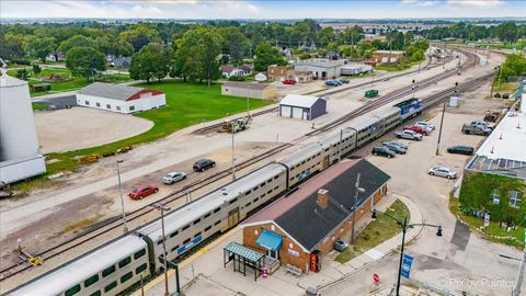 Tiny photo for 206 W Blackman Street, Harvard, IL 60033 (MLS # 12480657)