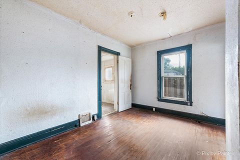 Tiny photo for 206 W Blackman Street, Harvard, IL 60033 (MLS # 12480657)