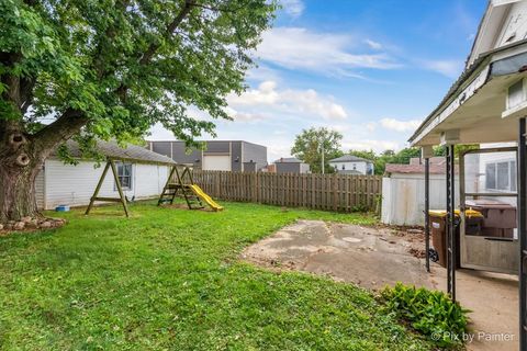 Tiny photo for 206 W Blackman Street, Harvard, IL 60033 (MLS # 12480657)