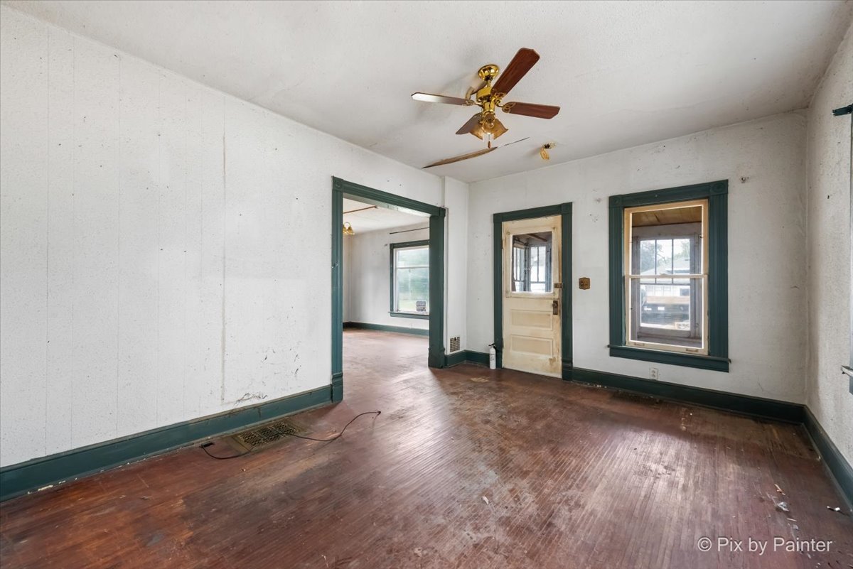 206 W Blackman Street