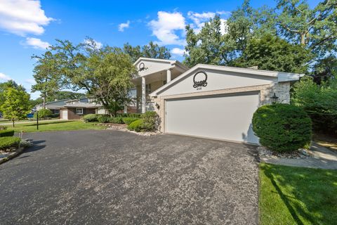 Tiny photo for 408 Lavergne Avenue, Wilmette, IL 60091 (MLS # 12501956)