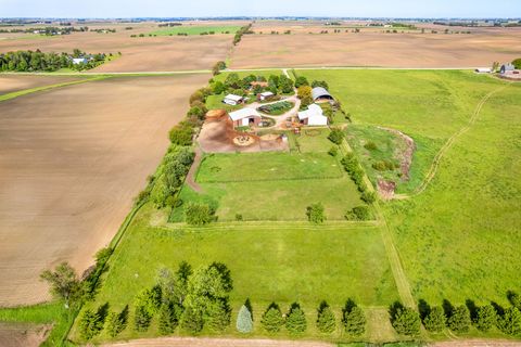 Tiny photo for 15534 Somonauk Road, DeKalb, IL 60115 (MLS # 12375140)