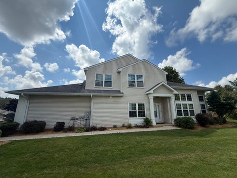 Photo of 33 S Barton Trail, Batavia, IL 60510 (MLS # 12724782)