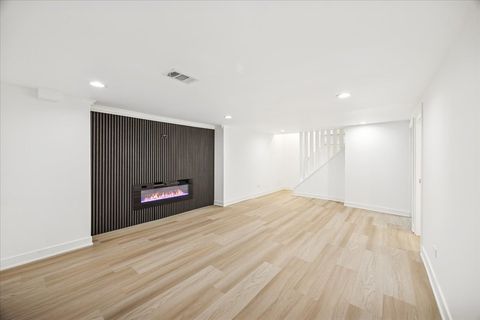 Tiny photo for 1623 Manchester Avenue, Westchester, IL 60154 (MLS # 12525123)