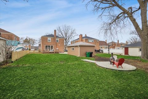 Tiny photo for 1623 Manchester Avenue, Westchester, IL 60154 (MLS # 12525123)