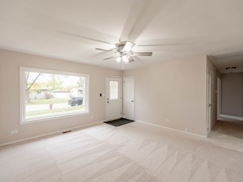 Tiny photo for 418 Tanglewood Drive, Streamwood, IL 60107 (MLS # 12505865)