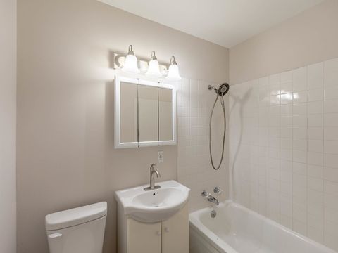 Tiny photo for 418 Tanglewood Drive, Streamwood, IL 60107 (MLS # 12505865)