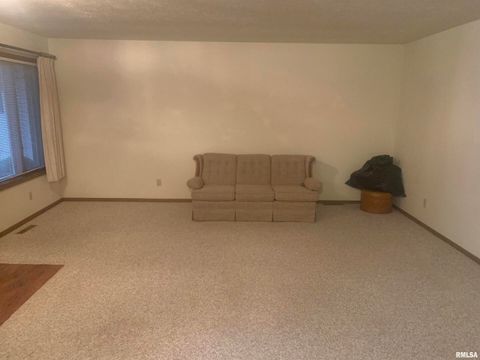 Tiny photo for 4237 26TH Avenue #1, Moline, IL 61265 (MLS # QC4268681)