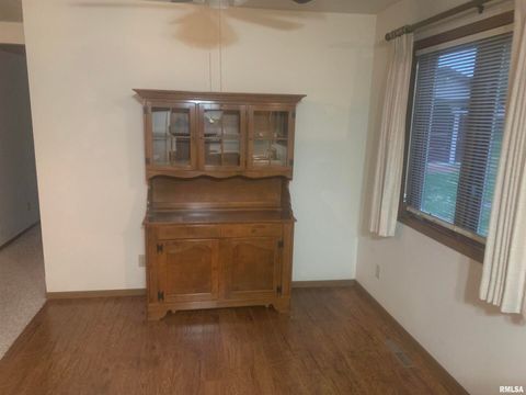 Tiny photo for 4237 26TH Avenue #1, Moline, IL 61265 (MLS # QC4268681)