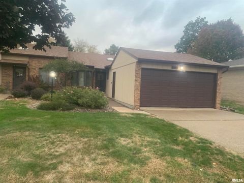 Tiny photo for 4237 26TH Avenue #1, Moline, IL 61265 (MLS # QC4268681)