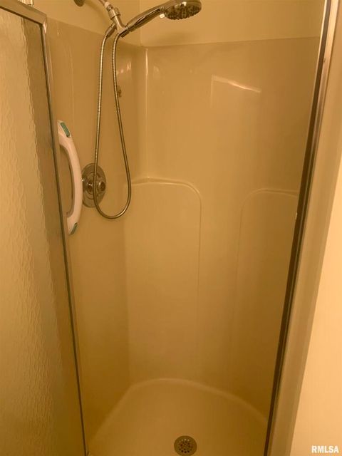 Tiny photo for 4237 26TH Avenue #1, Moline, IL 61265 (MLS # QC4268681)