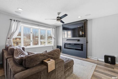 Tiny photo for 3880 TANGLEFOOT Court, Bettendorf, IA 52722 (MLS # QC4270079)