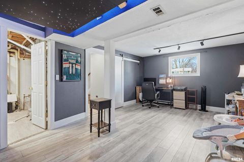 Tiny photo for 3880 TANGLEFOOT Court, Bettendorf, IA 52722 (MLS # QC4270079)