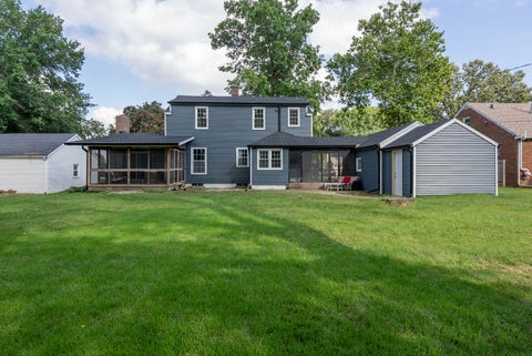 Tiny photo for 1606 Coffelt Avenue, Davenport, IA 52803 (MLS # 12764930)