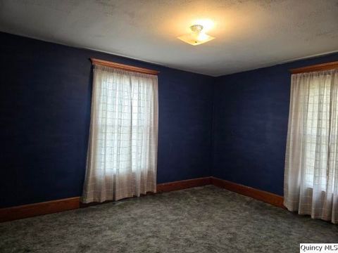 Tiny photo for 722 Wabash Avenue, Carthage, IL 62321 (MLS # 12363649)
