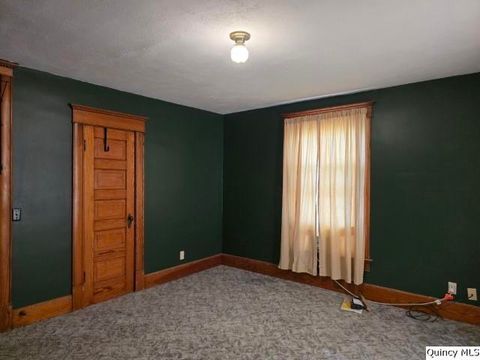 Tiny photo for 722 Wabash Avenue, Carthage, IL 62321 (MLS # 12363649)