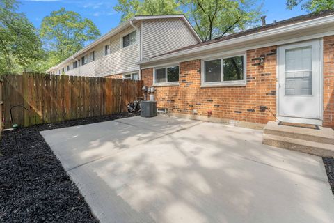 Tiny photo for 2056 Essex Court, Streamwood, IL 60107 (MLS # 12462639)