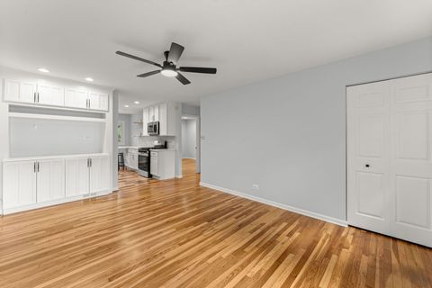 Tiny photo for 2056 Essex Court, Streamwood, IL 60107 (MLS # 12462639)