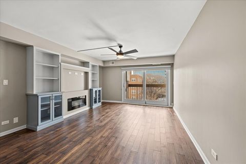 Tiny photo for 1738 Chicago Avenue #805, Evanston, IL 60201 (MLS # 12594072)