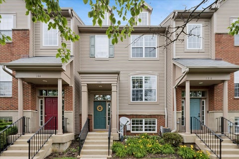Tiny photo for 140 Station Park Circle, Grayslake, IL 60030 (MLS # 12695607)