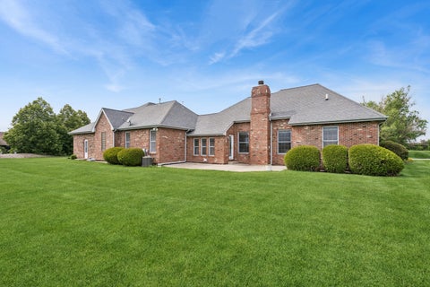 Tiny photo for 6509 W Lakeway Drive, Monee, IL 60449 (MLS # 12653795)