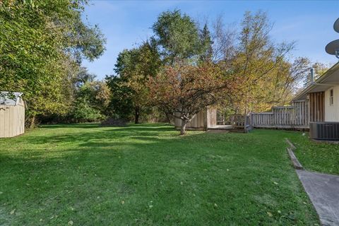 Tiny photo for 14 W Surrey Lane, Barrington Hills, IL 60010 (MLS # 12501456)