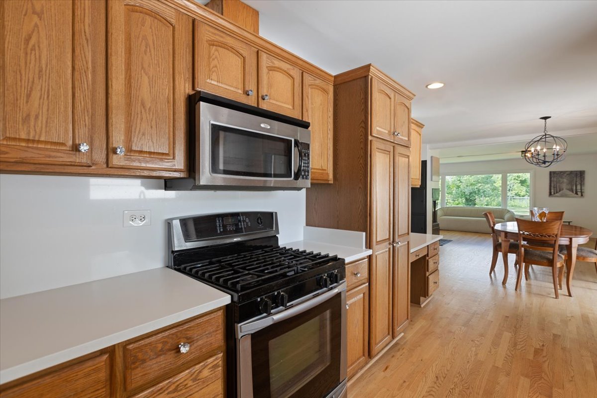 5625 Ridgewood Drive