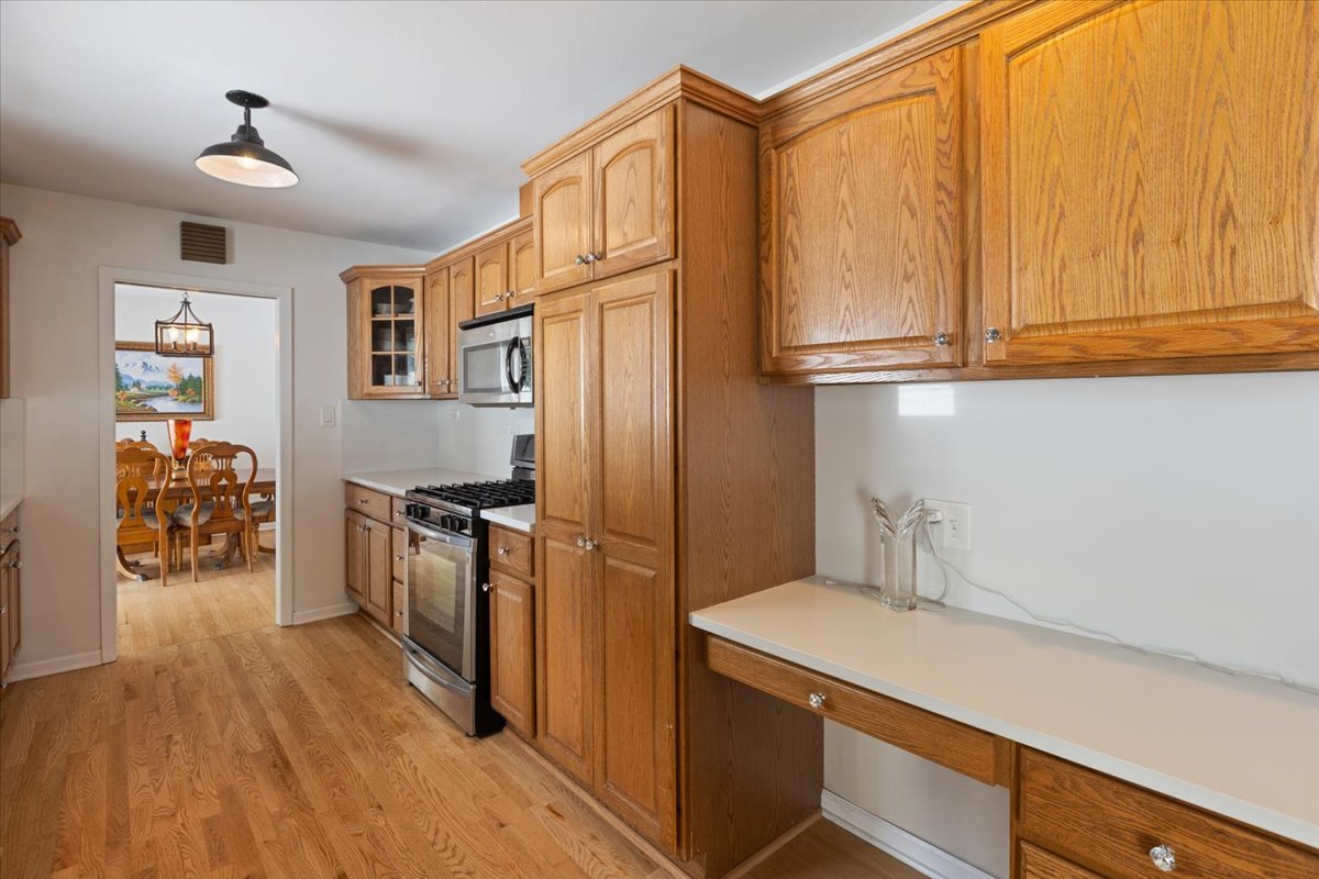 5625 Ridgewood Drive