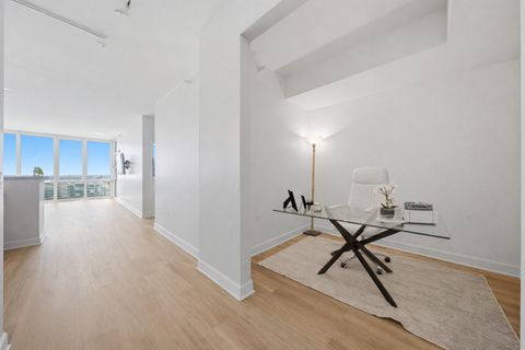 Tiny photo for 1629 S Prairie Avenue #1809, Chicago, IL 60616 (MLS # 12592233)