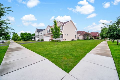Tiny photo for 12404 S Blue Water Parkway, Plainfield, IL 60585 (MLS # 12742979)