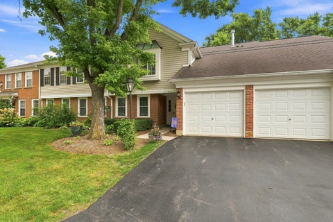 Photo of 617 Edinburgh Lane #B, Prospect Heights, IL 60070 (MLS # 12725714)