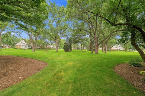 Tiny photo for 617 Edinburgh Lane #B, Prospect Heights, IL 60070 (MLS # 12725714)