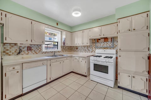 Tiny photo for 36 S Highview Avenue, Addison, IL 60101 (MLS # 12780128)