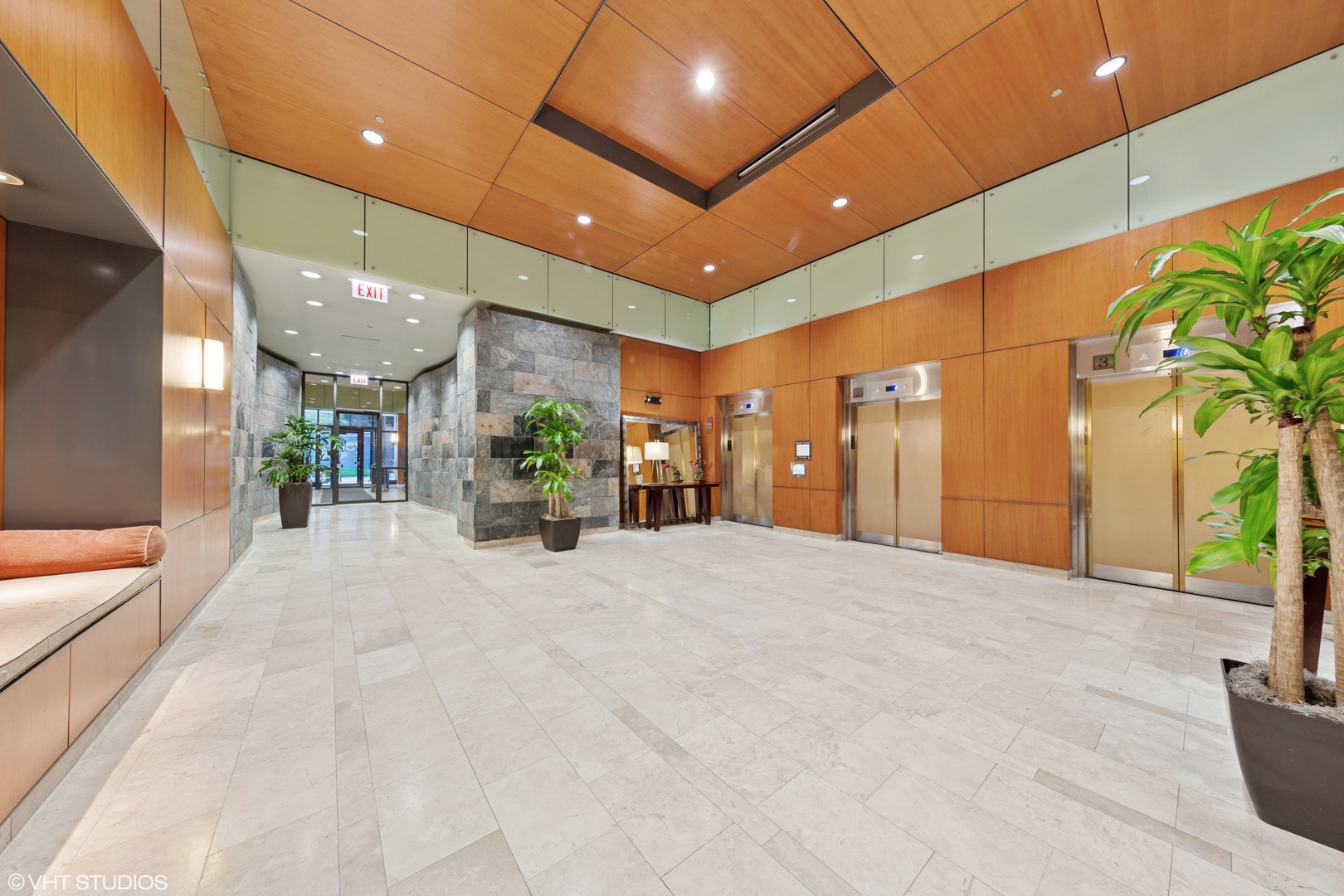 208 W Washington Street 1205