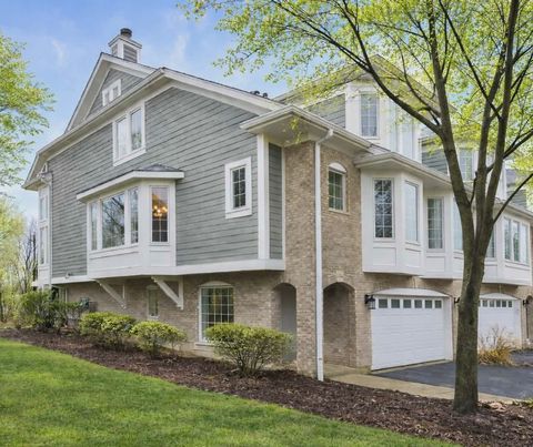 Tiny photo for 1016 N Glenview Court, Palatine, IL 60067 (MLS # 12588293)