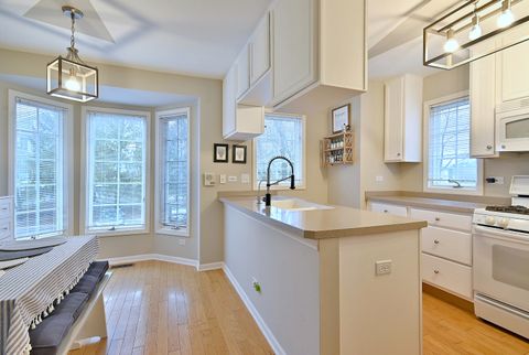 Tiny photo for 1016 N Glenview Court, Palatine, IL 60067 (MLS # 12588293)