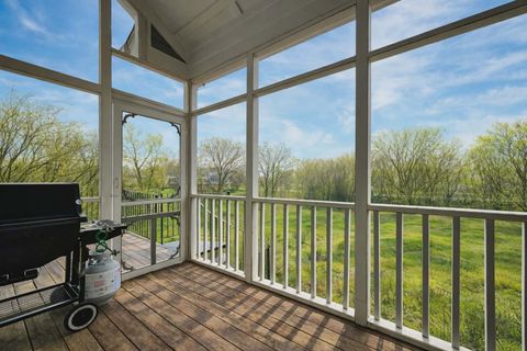 Tiny photo for 1016 N Glenview Court, Palatine, IL 60067 (MLS # 12588293)