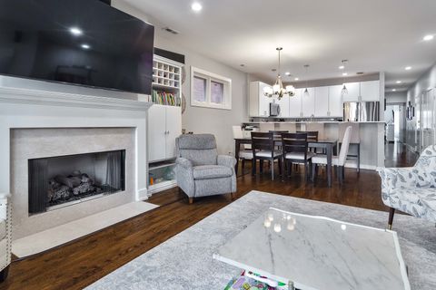 Tiny photo for 675 N PEORIA Street #3N, Chicago, IL 60642 (MLS # 12616466)