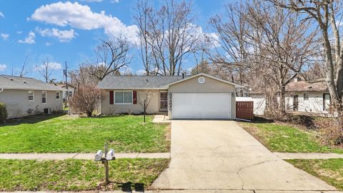 Tiny photo for 1303 GREENRIDGE Drive, Urbana, IL 61802 (MLS # 12586644)